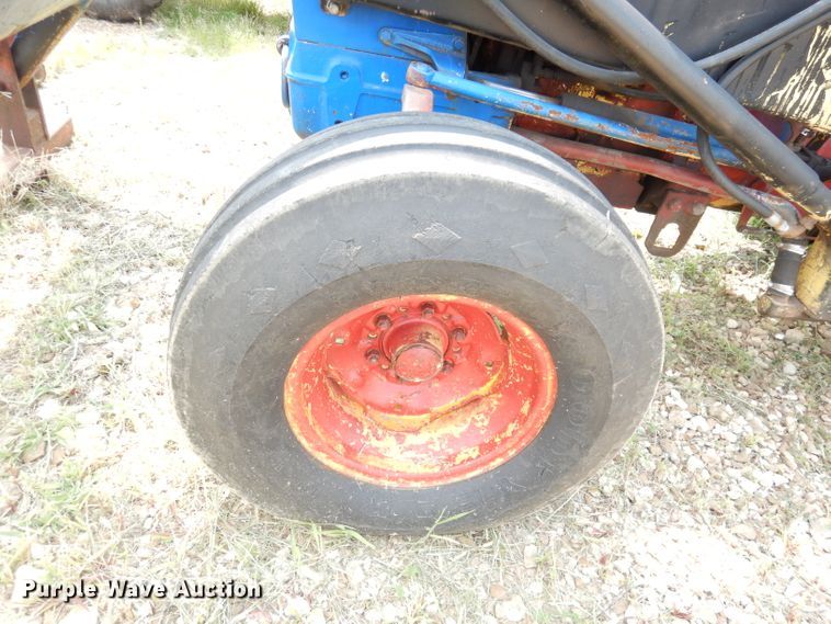 image for item DG0736 Ford 3550  tractor