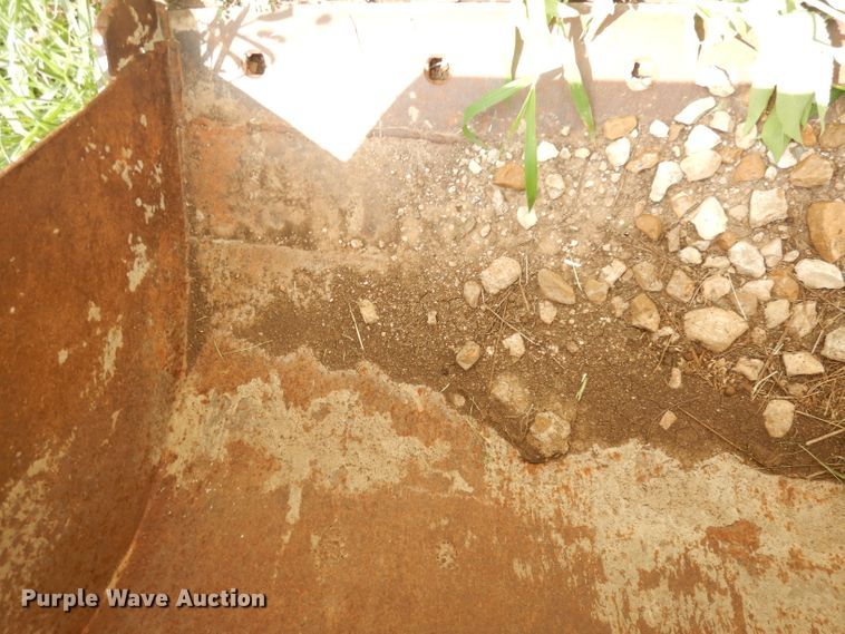 image for item DG0736 Ford 3550  tractor