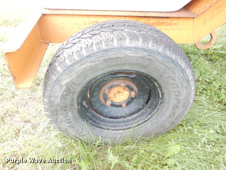 image for item DG0739 Broce T15  broom