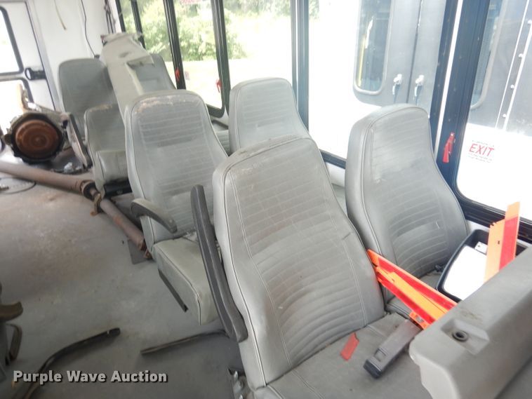 image for item DG0740 2011 Ford E450 Super Duty ElDorado  shuttle bus