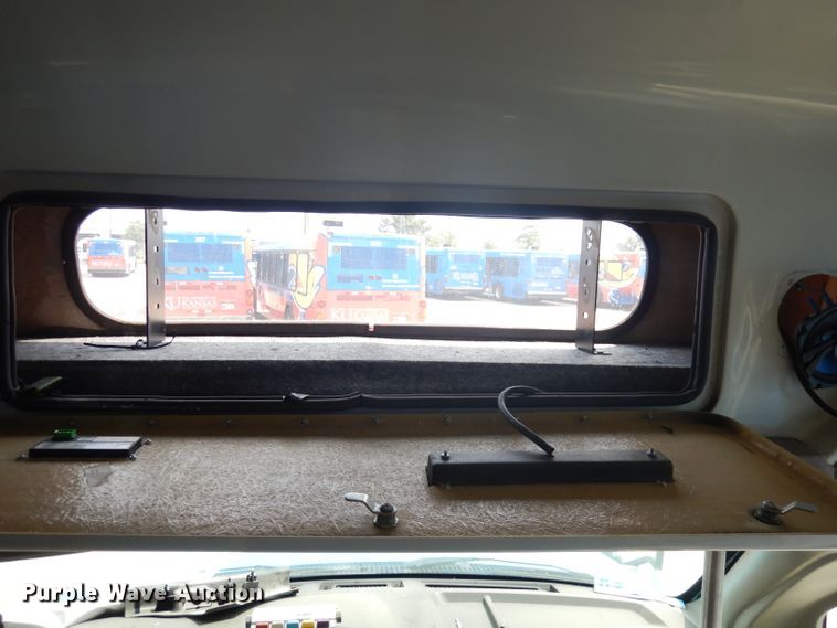 image for item DG0740 2011 Ford E450 Super Duty ElDorado  shuttle bus