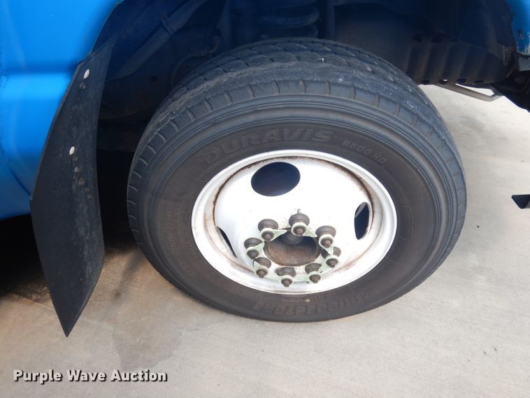 image for item DG0741 2011 Ford E450 Super Duty ElDorado  shuttle bus