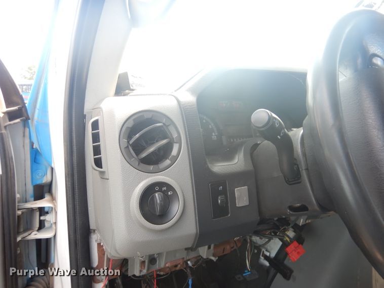 image for item DG0741 2011 Ford E450 Super Duty ElDorado  shuttle bus