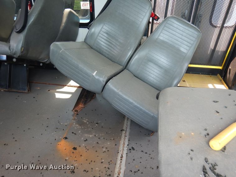 image for item DG0742 2011 Ford E450 Super Duty ElDorado  shuttle bus