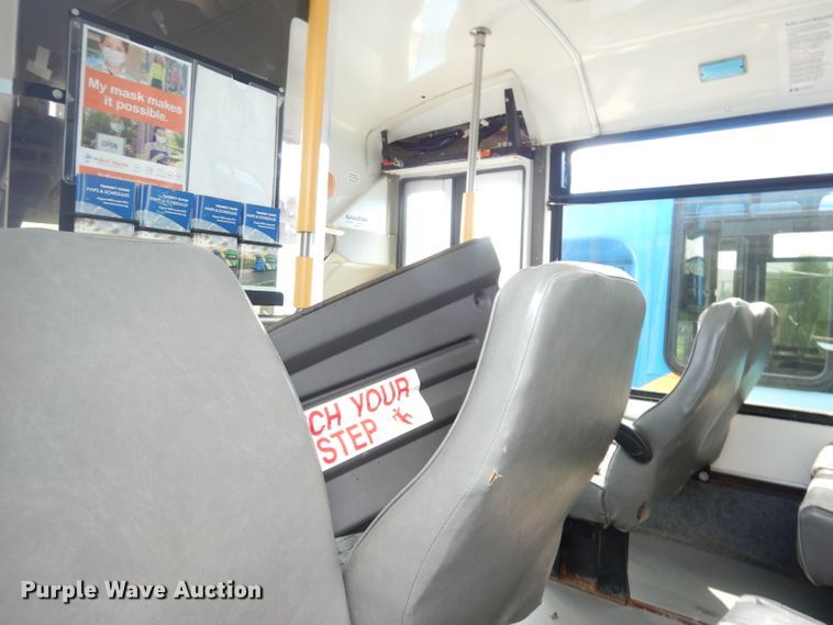 image for item DG0742 2011 Ford E450 Super Duty ElDorado  shuttle bus