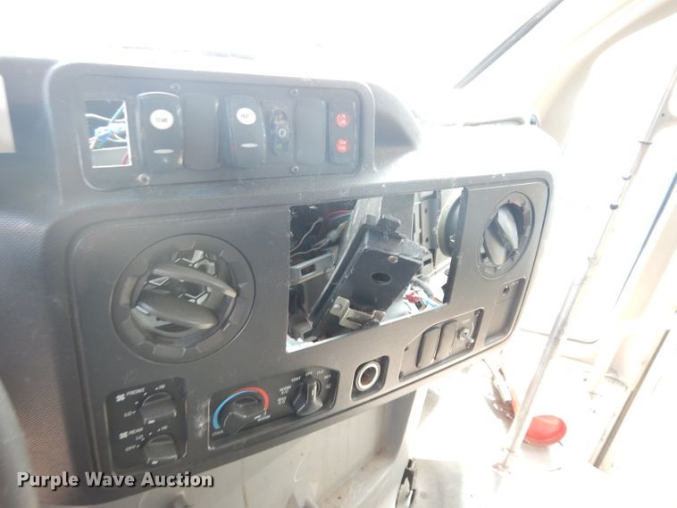 image for item DG0742 2011 Ford E450 Super Duty ElDorado  shuttle bus