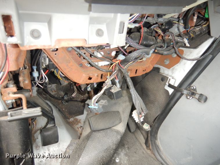 image for item DG0742 2011 Ford E450 Super Duty ElDorado  shuttle bus