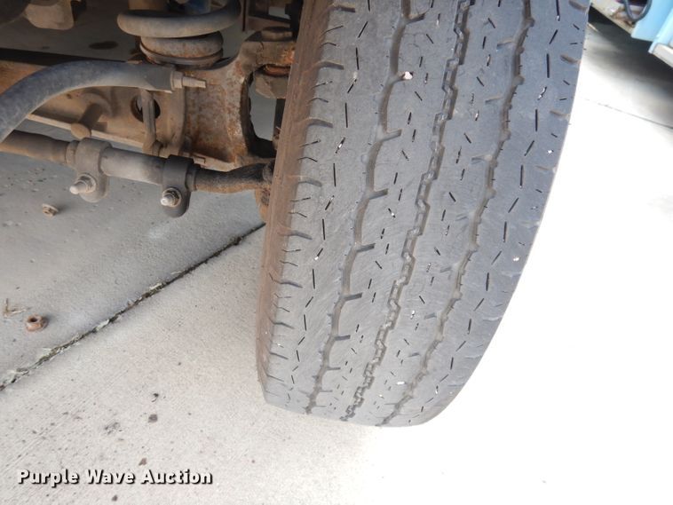 image for item DG0742 2011 Ford E450 Super Duty ElDorado  shuttle bus