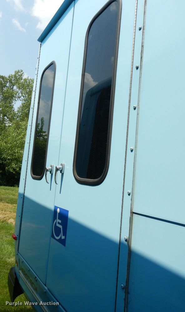 image for item DG0742 2011 Ford E450 Super Duty ElDorado  shuttle bus