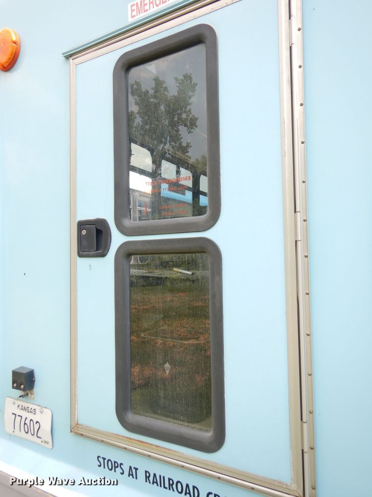 image for item DG0742 2011 Ford E450 Super Duty ElDorado  shuttle bus