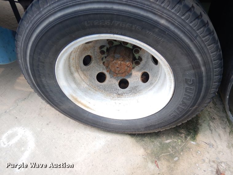 image for item DG0743 2011 Ford E450 Super Duty ElDorado  shuttle bus