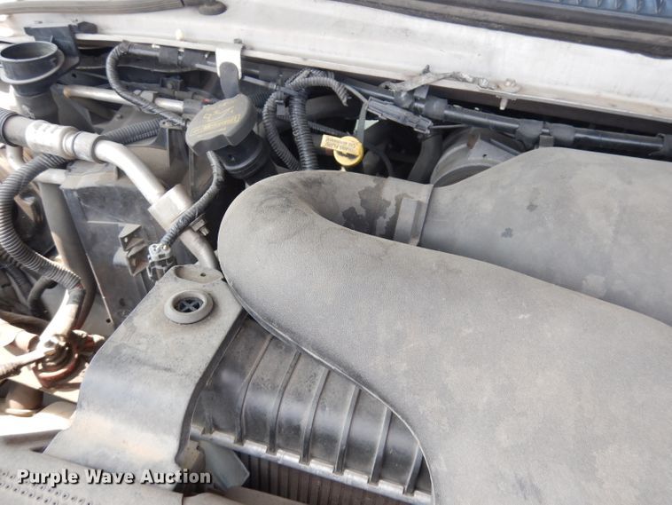 image for item DG0743 2011 Ford E450 Super Duty ElDorado  shuttle bus