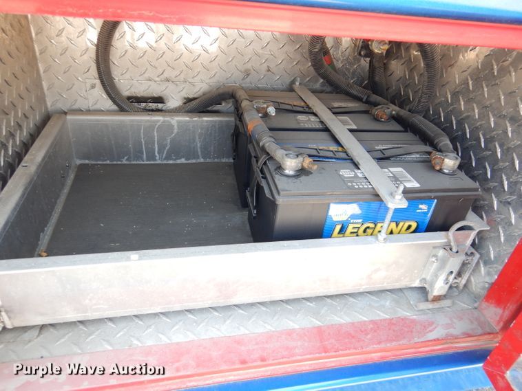 image for item DG0744 2006 Ford E450 Super Duty  ambulance