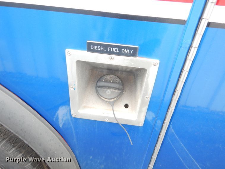 image for item DG0744 2006 Ford E450 Super Duty  ambulance