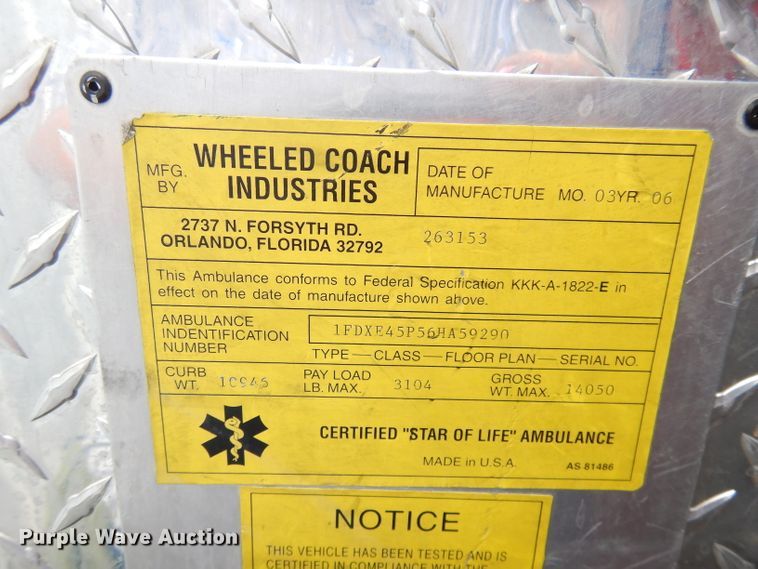 image for item DG0744 2006 Ford E450 Super Duty  ambulance