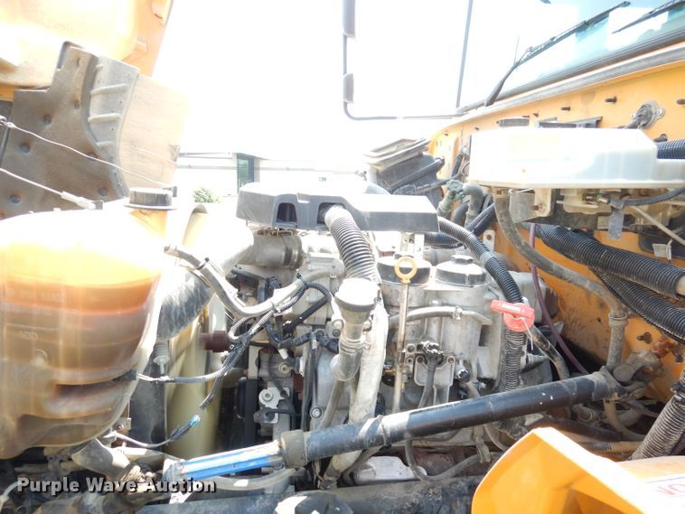 image for item DG0754 2013 International 3000  school bus