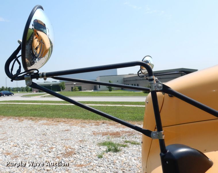 image for item DG0754 2013 International 3000  school bus