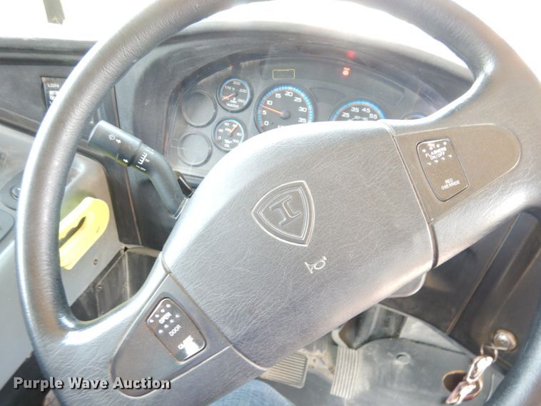 image for item DG0754 2013 International 3000  school bus