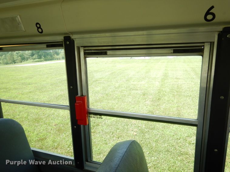image for item DG0754 2013 International 3000  school bus