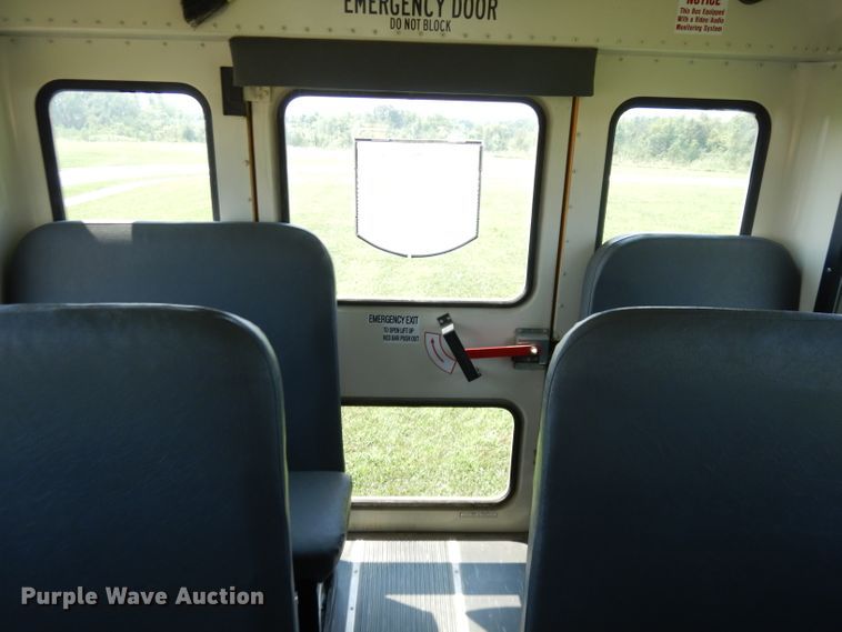 image for item DG0754 2013 International 3000  school bus