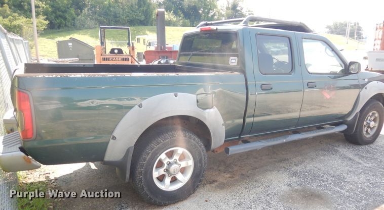 image for item DG0756 2002 Nissan Frontier  Crew Cab pickup truck