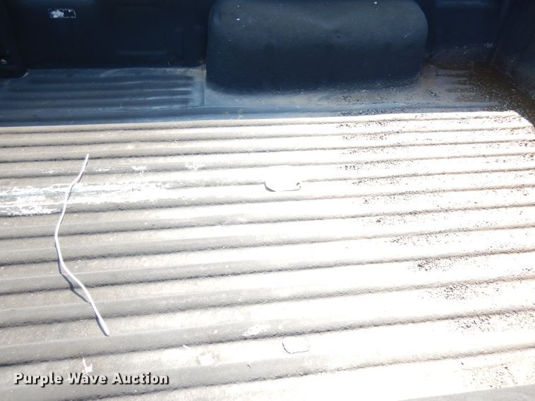 image for item DG0756 2002 Nissan Frontier  Crew Cab pickup truck