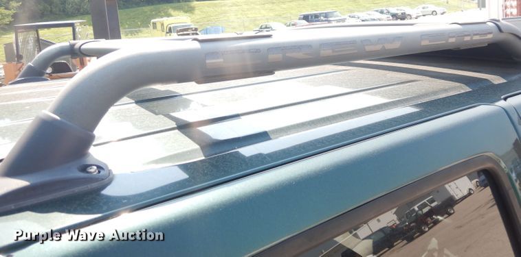 image for item DG0756 2002 Nissan Frontier  Crew Cab pickup truck