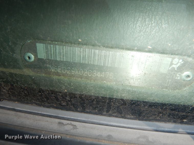 image for item DG0756 2002 Nissan Frontier  Crew Cab pickup truck