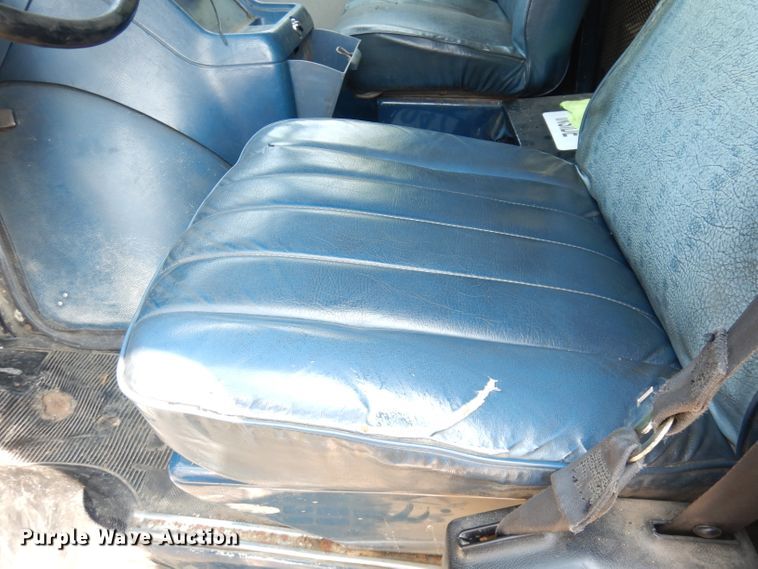 image for item DG0757 1988 Chevrolet G30  delivery truck