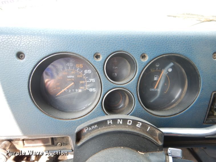 image for item DG0757 1988 Chevrolet G30  delivery truck