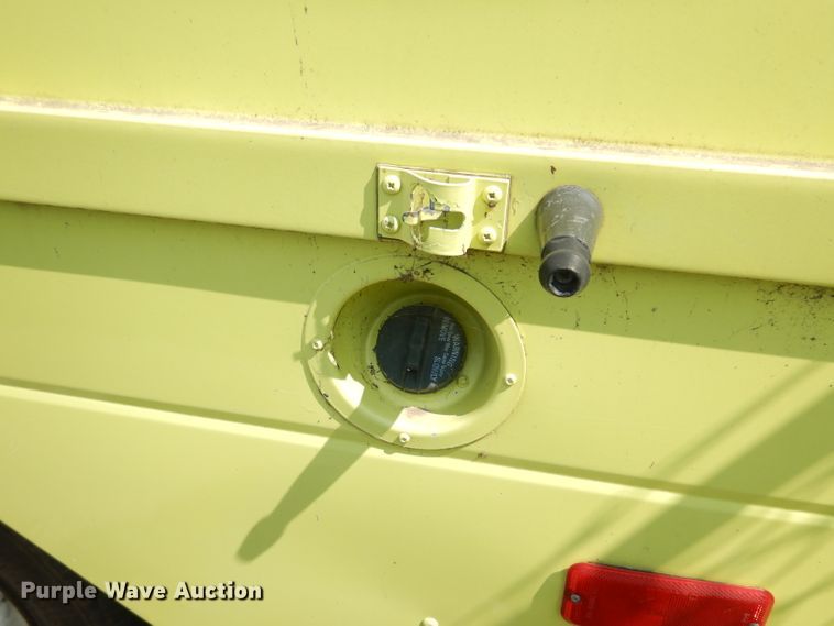 image for item DG0757 1988 Chevrolet G30  delivery truck