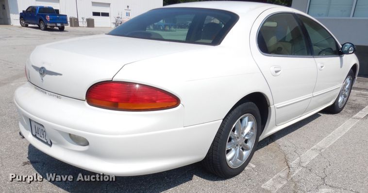image for item DG0758 2003 Chrysler Concorde Limited