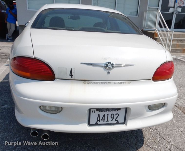 image for item DG0758 2003 Chrysler Concorde Limited