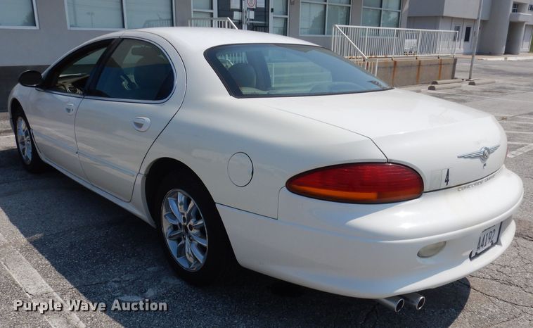 image for item DG0758 2003 Chrysler Concorde Limited