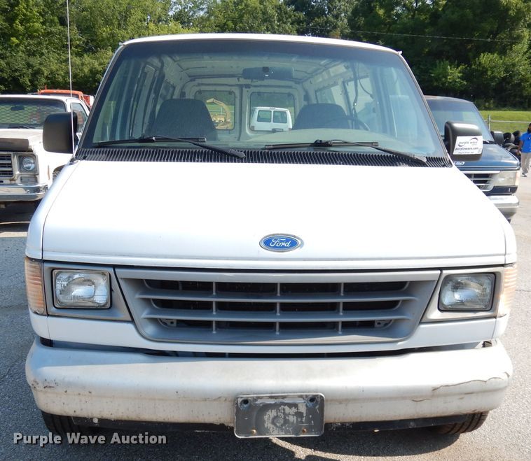image for item DG0771 1994 Ford E150  van