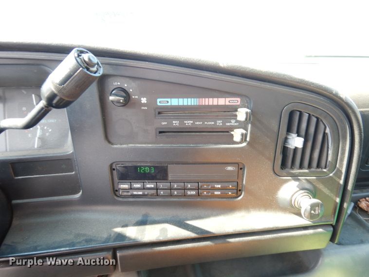 image for item DG0771 1994 Ford E150  van