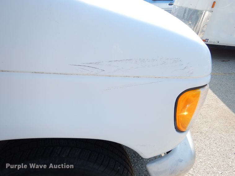 image for item DG0771 1994 Ford E150  van