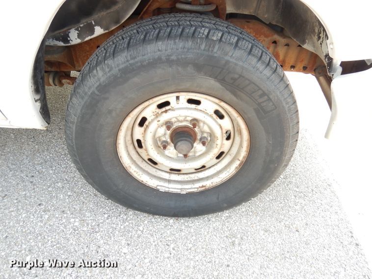 image for item DG0771 1994 Ford E150  van