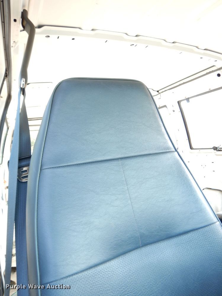 image for item DG0771 1994 Ford E150  van