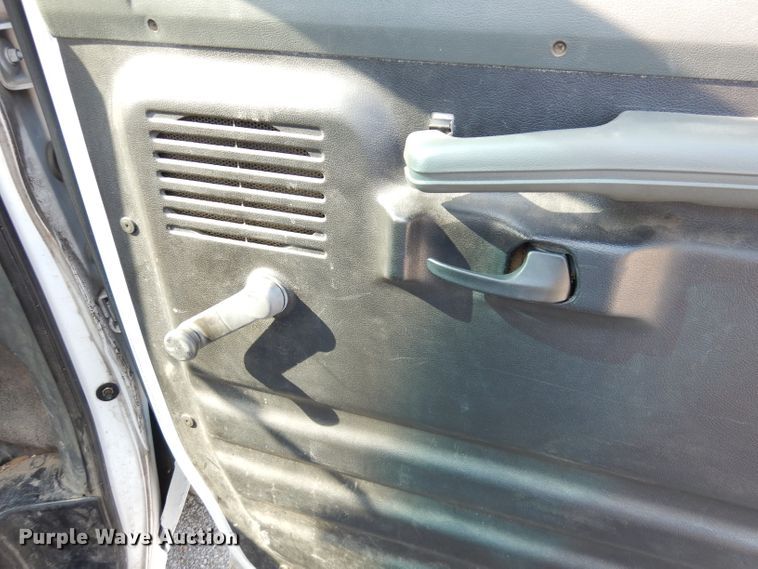 image for item DG0771 1994 Ford E150  van