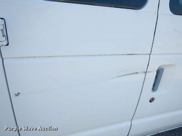 image for item DG0771 1994 Ford E150  van
