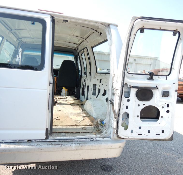 image for item DG0771 1994 Ford E150  van