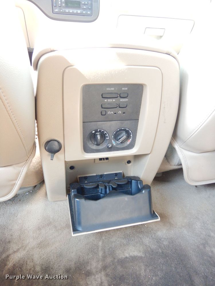 image for item DG0773 2006 Ford Expedition  SUV