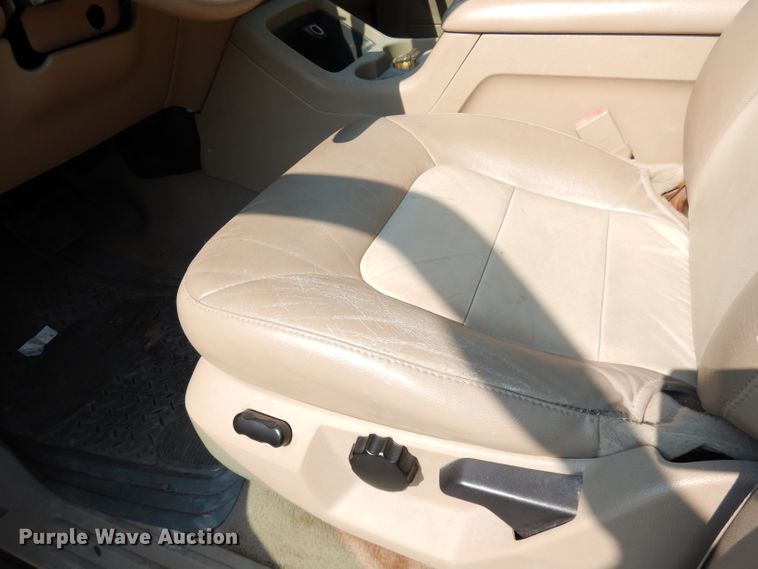 image for item DG0773 2006 Ford Expedition  SUV