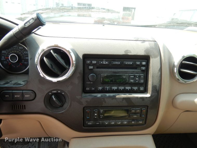 image for item DG0773 2006 Ford Expedition  SUV