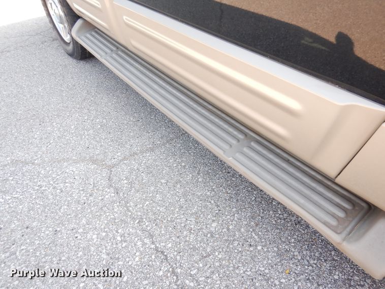 image for item DG0773 2006 Ford Expedition  SUV