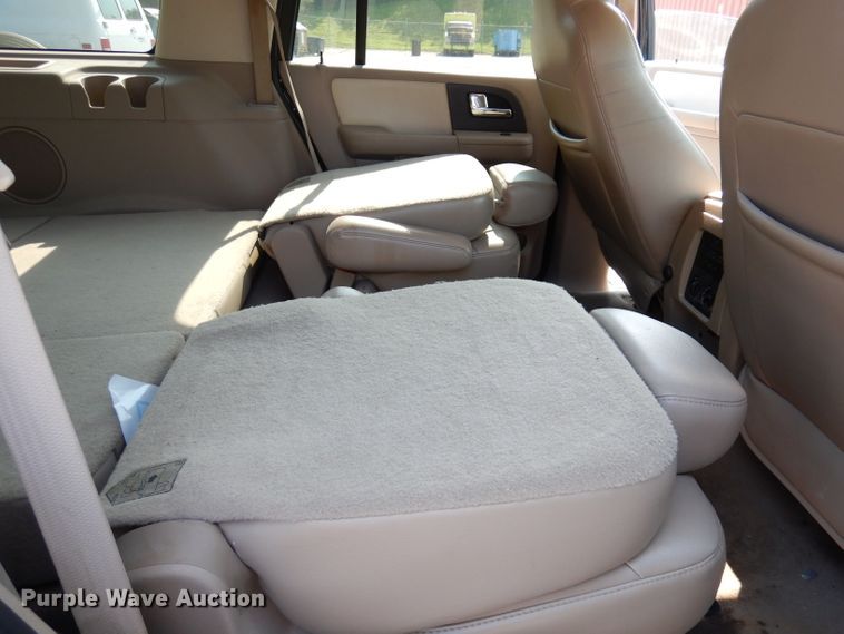 image for item DG0773 2006 Ford Expedition  SUV