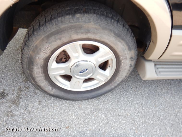 image for item DG0773 2006 Ford Expedition  SUV