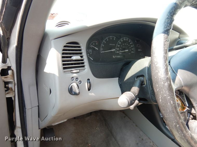 image for item DG0774 1999 Ford Explorer  SUV