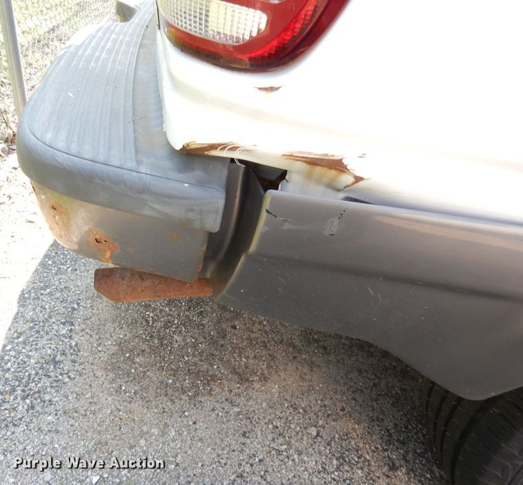 image for item DG0774 1999 Ford Explorer  SUV